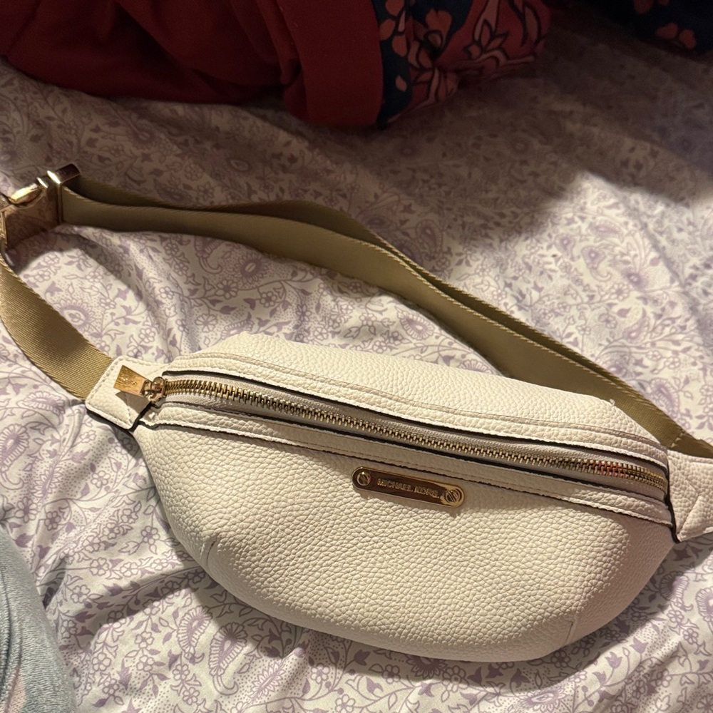 Michael Kors Cream Crossbody Bag